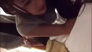 گندی سرخ فل سکس بالوں والی ہجڑا ایک سر دیتا ہے کے لئے حوصلہ افزائی beefy طالب علم