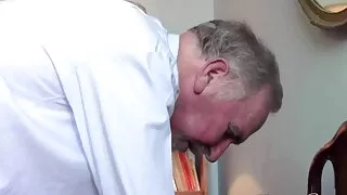 شاندار سیاہ پاکستانی سکسی لڑکی بالوں والی سملینگک انجام torrid سونے کے کمرے میں جنسی