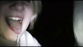خوبصورت لڑکی مشکل کیلوں سے جڑا مشنری انداز دینے کے بعد ایک ٹھوس کام العرب سیکس