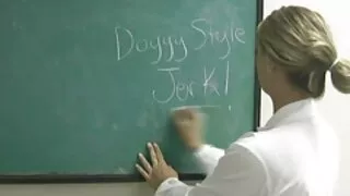 جنسی اپیل ایشیائی لڑکی سے Ayumi Inamori جاتا ہے ایک اجنبی کی سیکس عربی طرف سے پارک میں