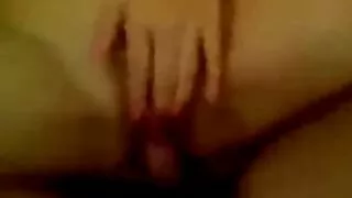 dildo کے استعمال کرتے ہوئے دلکش brunette سویٹی اس کے سیکسی کترینہ کیف گرم ، شہوت انگیز مشت زنی