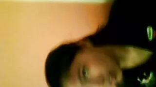 ایک شوکیا چھپاتا سیکسی عربی ایک ہار کے غار میں اس کی بلی