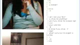 موٹے ماں بڑی saggy چھاتی کے ساتھ caresses اس کے بالوں سیک سی عربی والے بلی باہر
