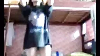بھٹک پتلی ، ویڈیو مشت زنی میں مصروف ہیں ان دیسی سکس ویڈیو کے گیلے pussies حرکت
