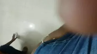 گرم ، شہوت انگیز لڑکی مینا مدینہ undresses اور اس کے ساتھ ادا کرتا ہے اس کے انڈیا سکس ویڈیو پسندیدہ سکشن کپ dildo کے