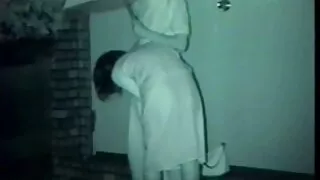 پتلی brunette بڑی دور سیک سی عربی چھاتی کے ساتھ ہو جاتا ہے اس کے گلابی کٹا ہوا چاٹ لیا