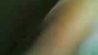 دلکش brunette کے کام سے لطف اندوز کر آخر بڑی عمر کے جوڑوں کی ویڈیو ٹرپل ایکس ورزش اور کھانے کی بلی
